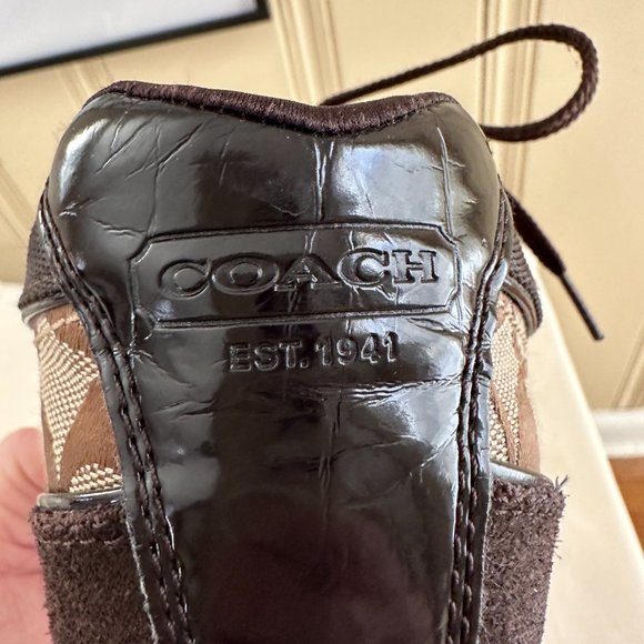 Coach Hilary Sneaker Shoe Signature Jacquard Logo sz 7 - Picture 6 of 9